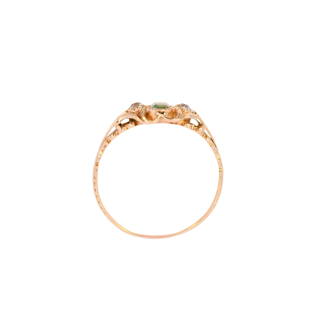 Antique Gold Emerald & Diamond Ring