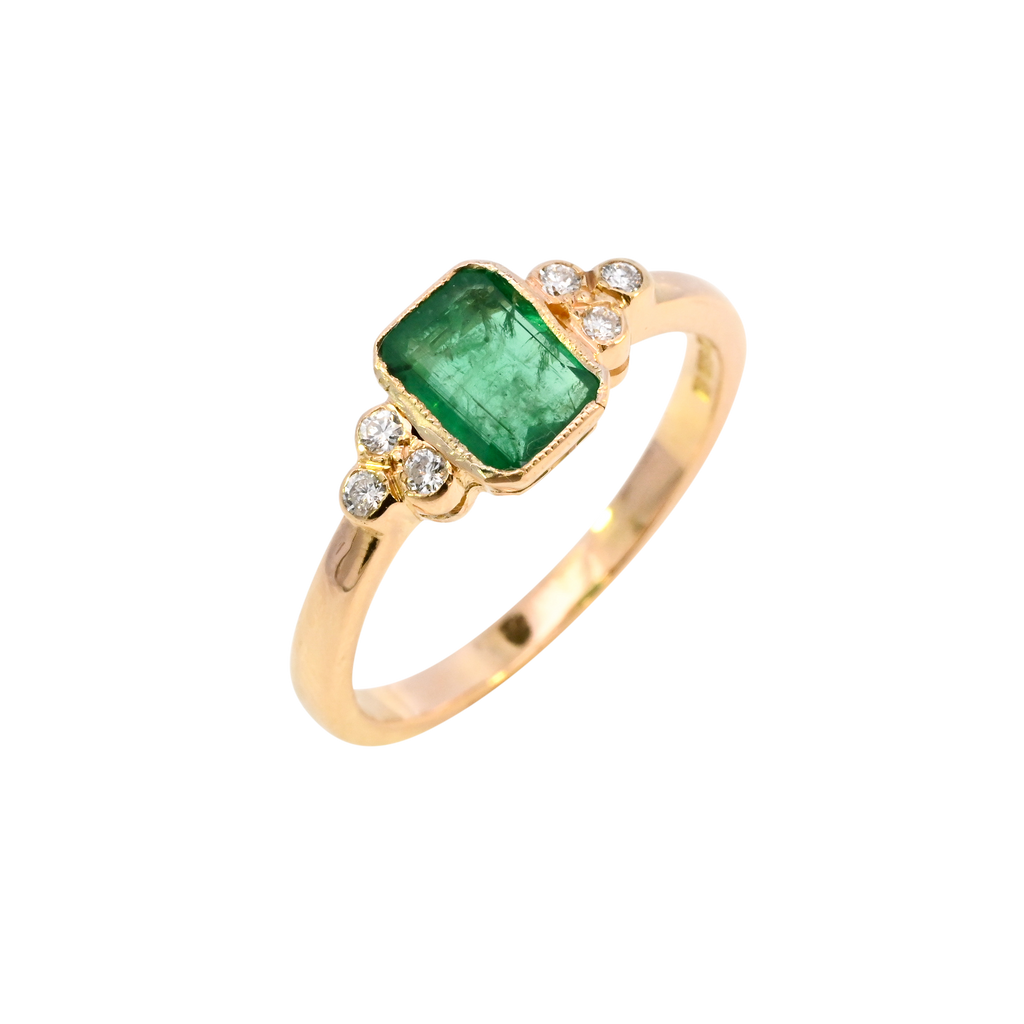 18ct Yellow Gold Emerald & Diamond Ring (SH24-535)