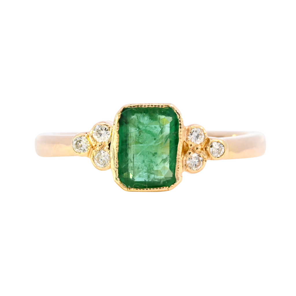 18ct Yellow Gold Emerald & Diamond Ring (SH24-535)