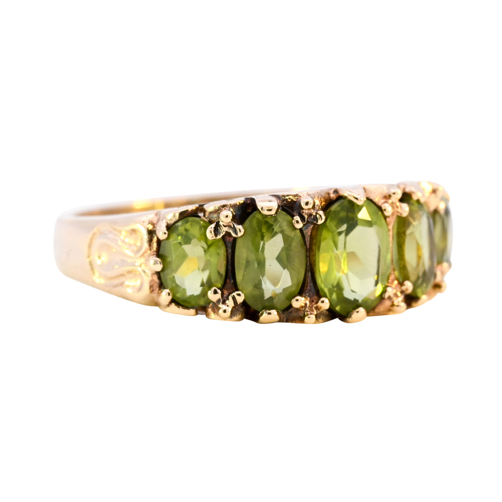 9ct Yellow Gold Peridot Ring