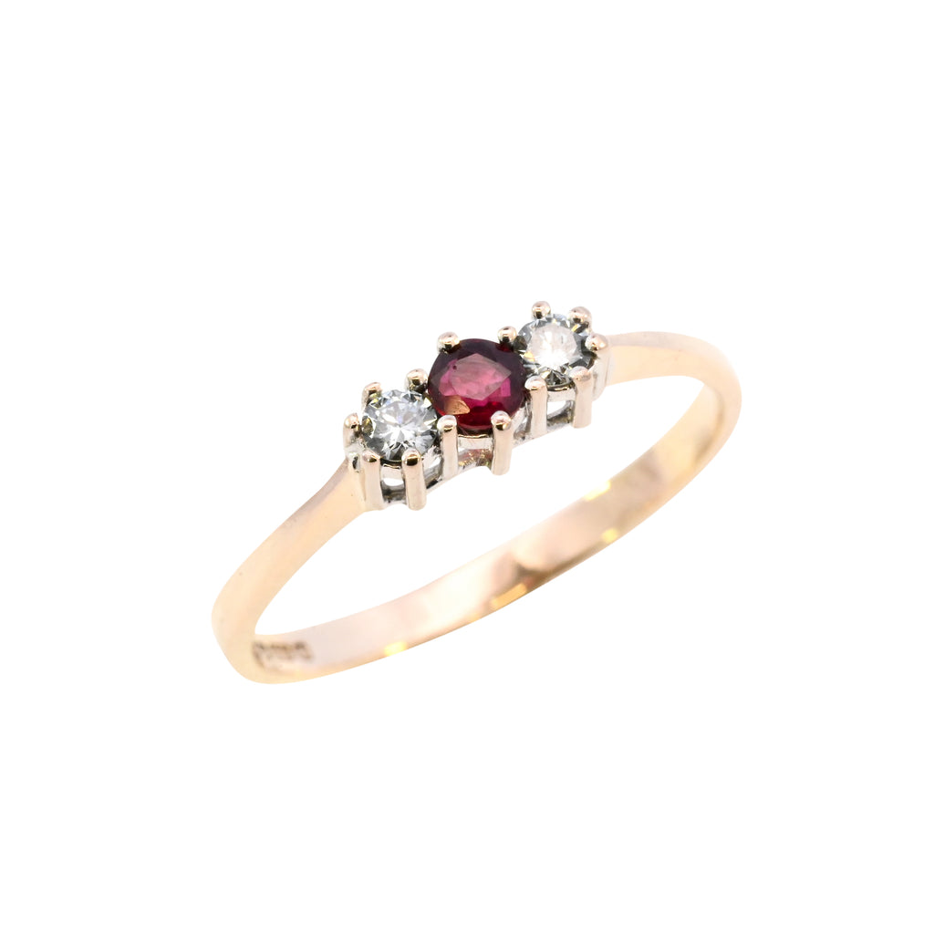 9ct Yellow Gold Ruby & Diamond Ring (SH24-718)