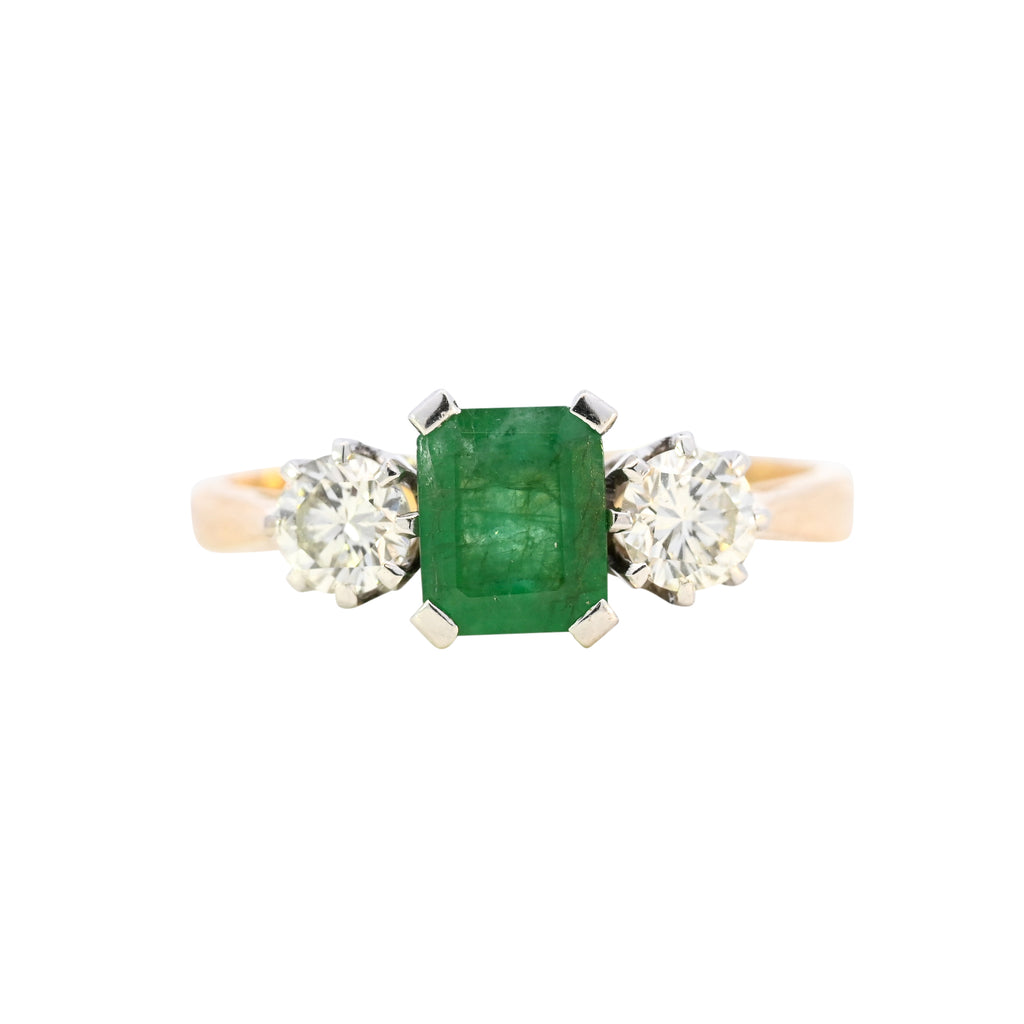 18ct Yellow Gold Emerald & Diamond Ring