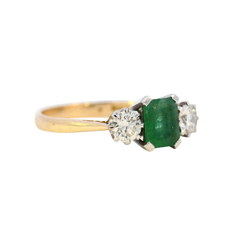 18ct Yellow Gold Emerald & Diamond Ring