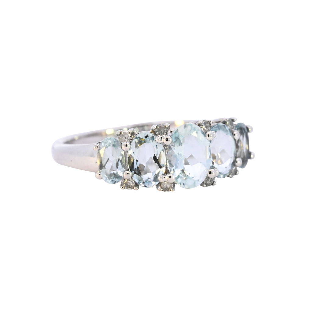 9ct White Gold Aquamarine & Diamond Ring