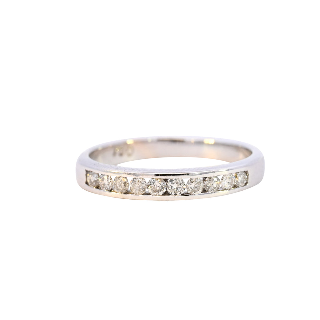 18ct White Gold 0.25ct Diamond Half Eternity