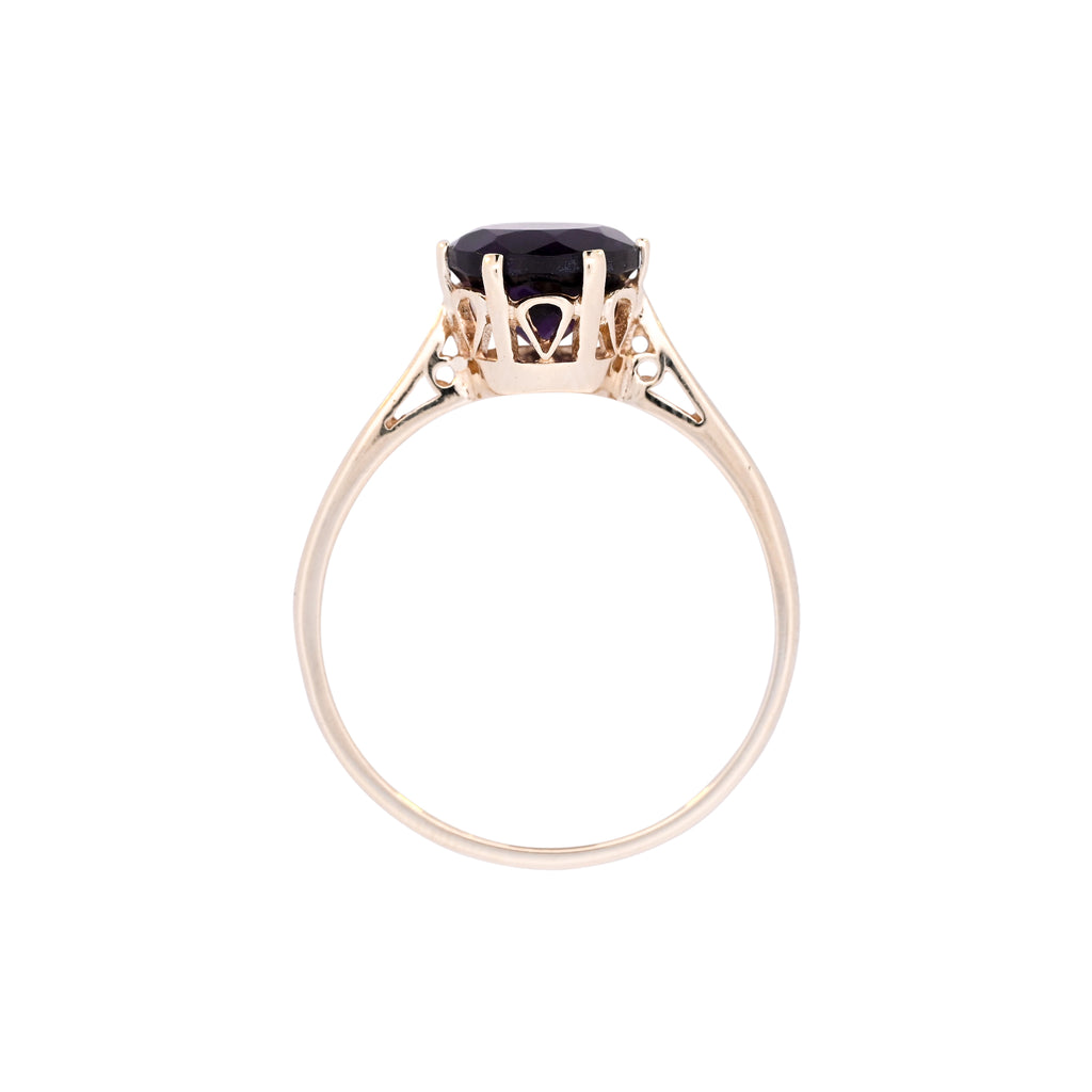 9ct Yellow Gold Amethyst Ring