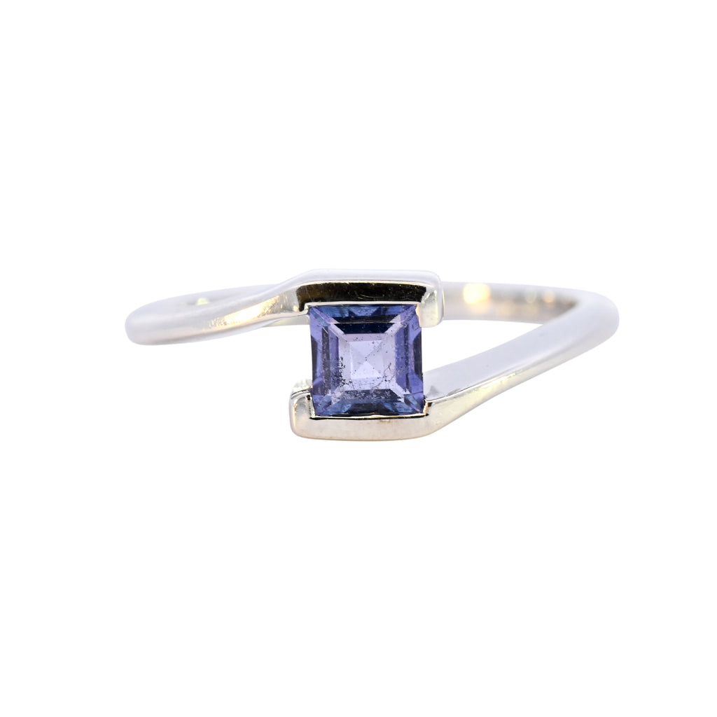 9ct White Gold Tanzanite Ring (SH24-303)