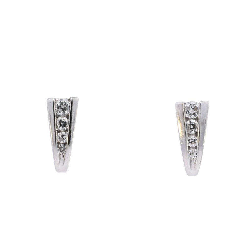 9ct White Gold Cubic Zirconia Studs (SH24-091)